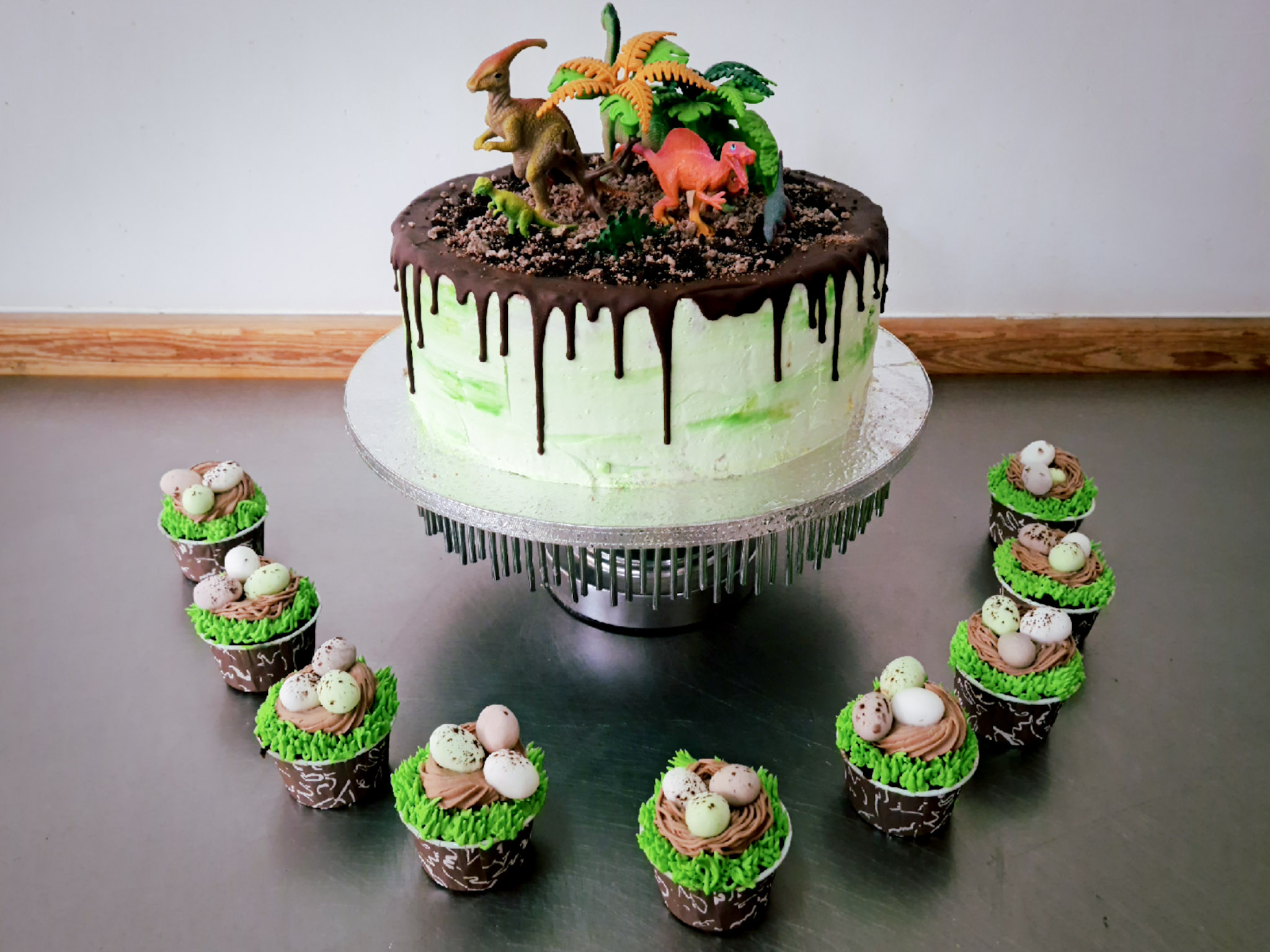Cake Design Theme Dinosaur